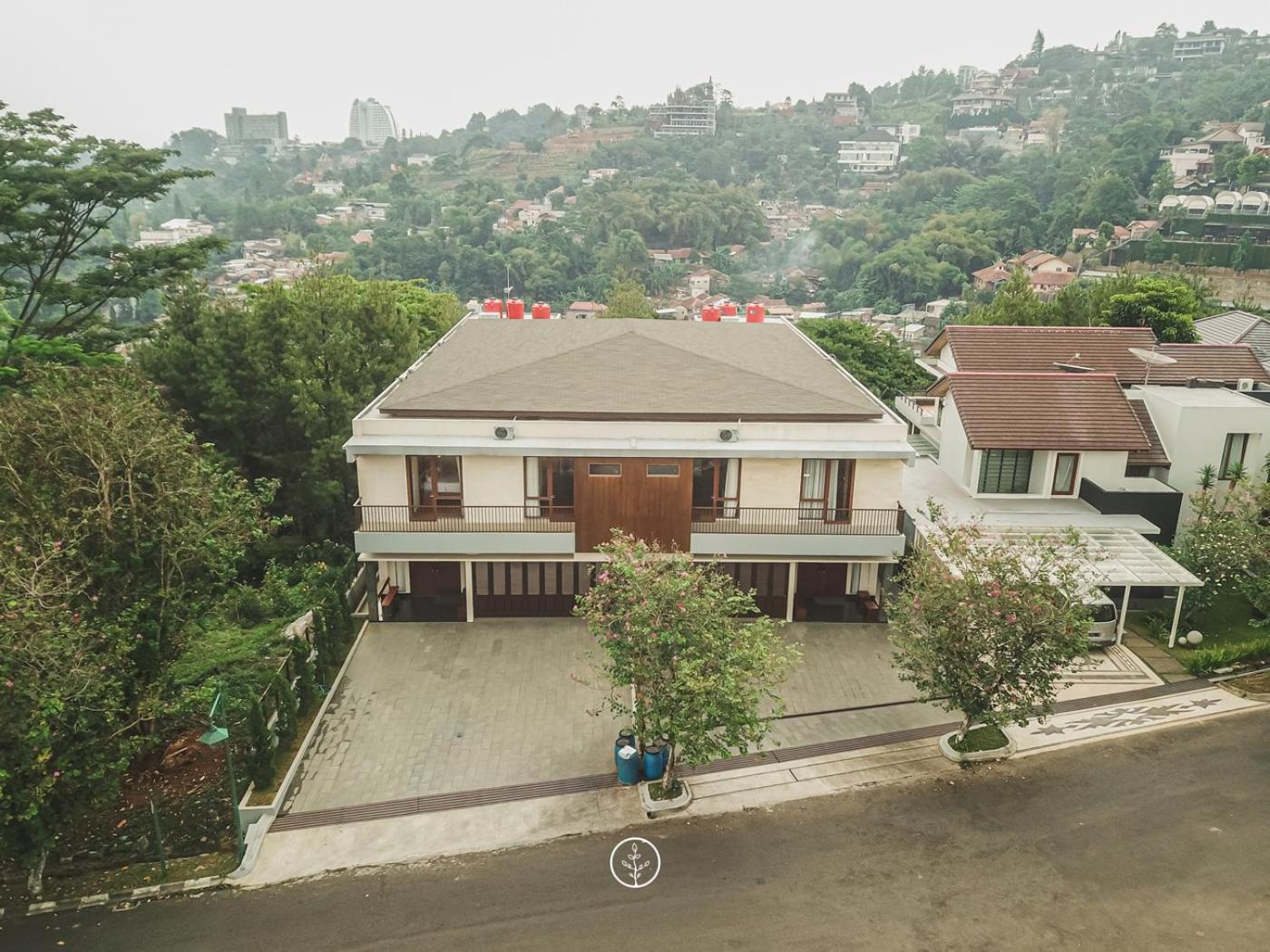 Anindya Hill View Villa 7 Bedrooms With A Private Swimming Pool Bandung Eksteriør billede