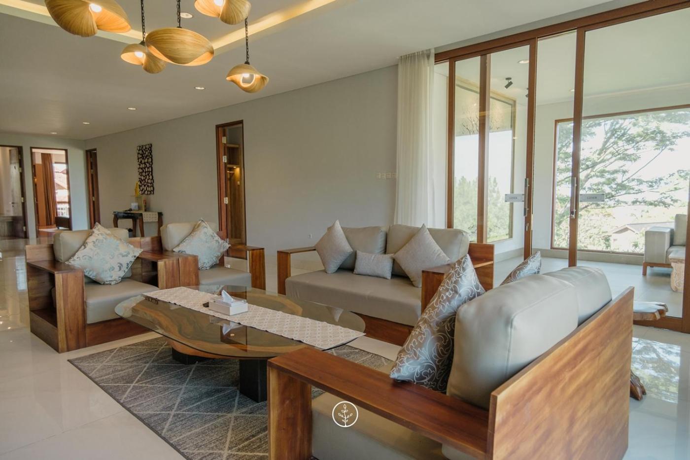 Anindya Hill View Villa 7 Bedrooms With A Private Swimming Pool Bandung Eksteriør billede