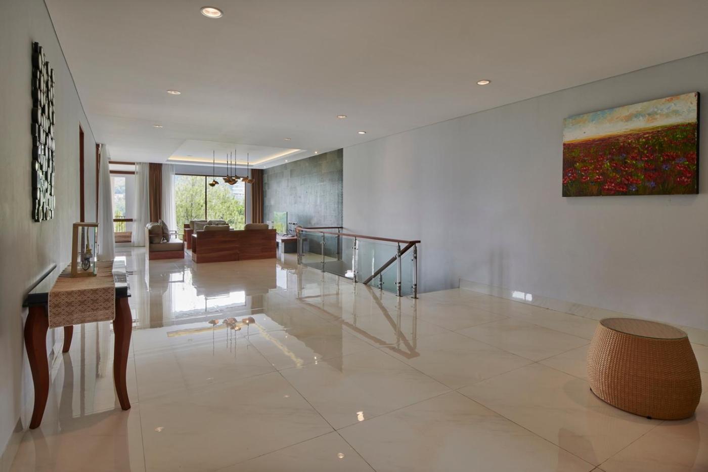 Anindya Hill View Villa 7 Bedrooms With A Private Swimming Pool Bandung Eksteriør billede
